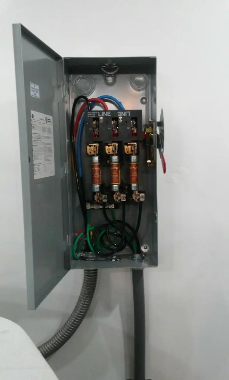 Three-phase disconnect switch installed for Smoke Detector Installation in Cross Plains